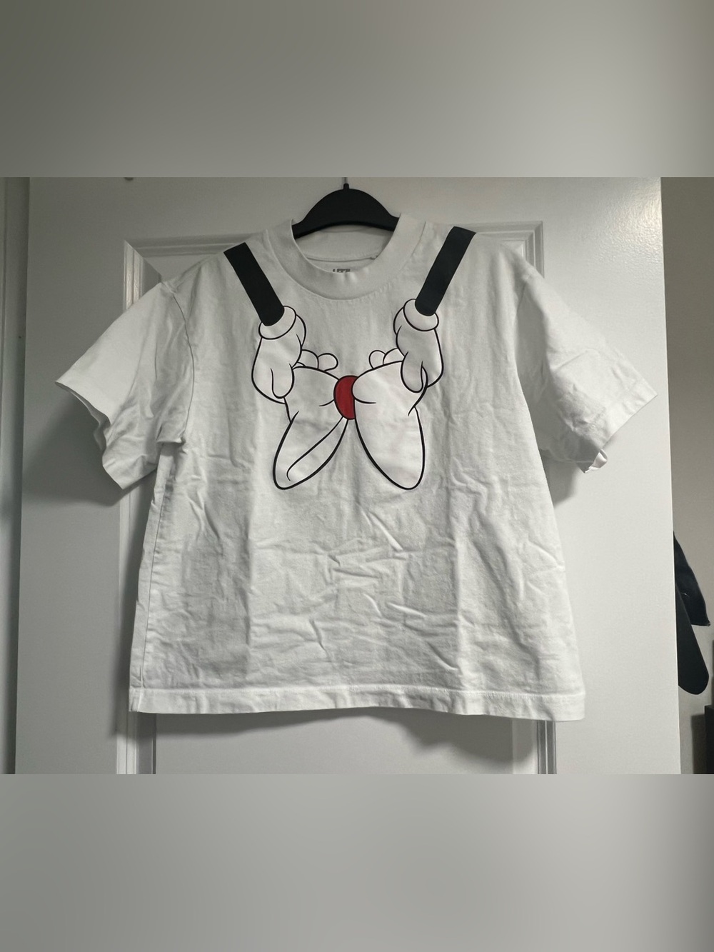 Multiples White Short Sleeve Tee with Glove Graphic and Red Bow